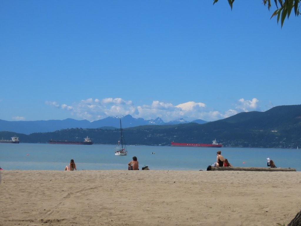 Kitsilano Beach offers great beach space with views of the North mountains and ships in the Harbor to gaze upon.